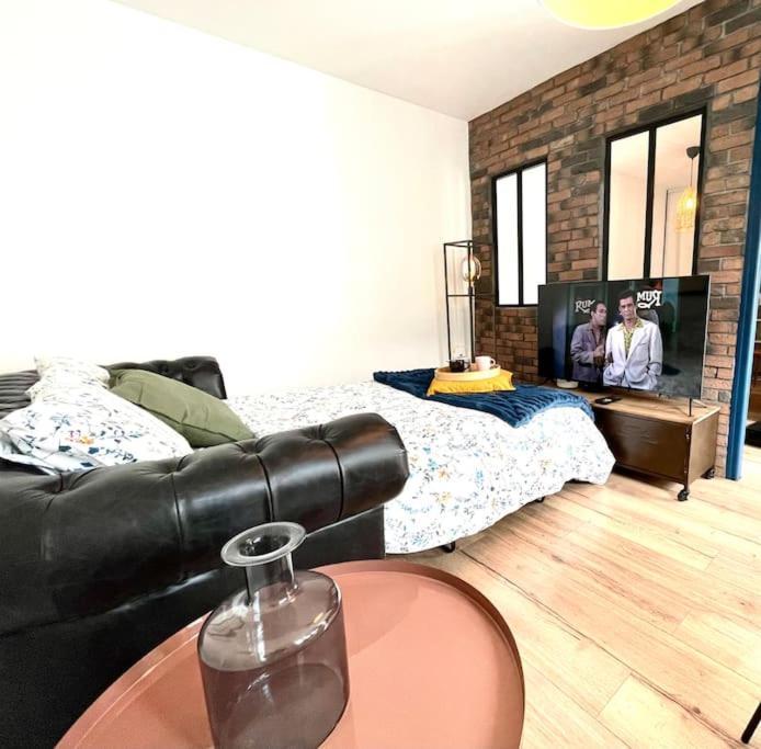 Le Charly - Magnifique Appartement Hypercentre Pau Bagian luar foto